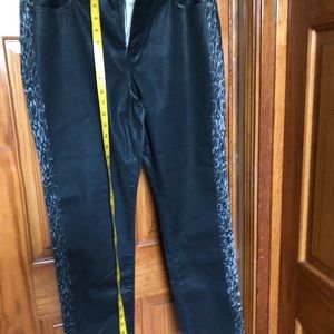Not your daughters jeans 14w gently used Skinny  animal print seams oil coated
